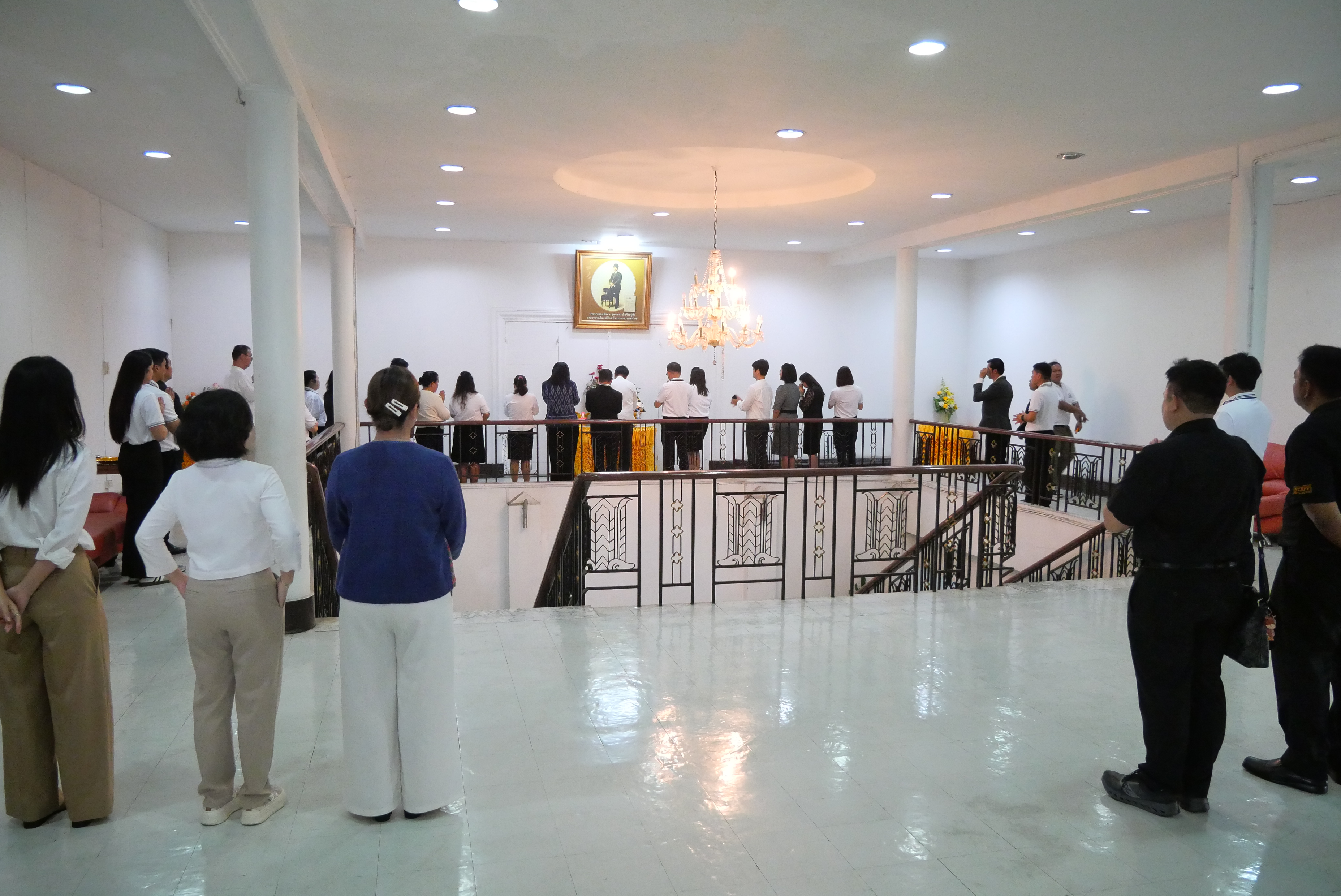 title - รองเลขาธิการ ส.ป.ก. สักการะสิ่งศักดิ์สิทธิ์ประจำ ส.ป.ก. เนื่องในโอกาสเข้ารับตำแหน่งใหม่